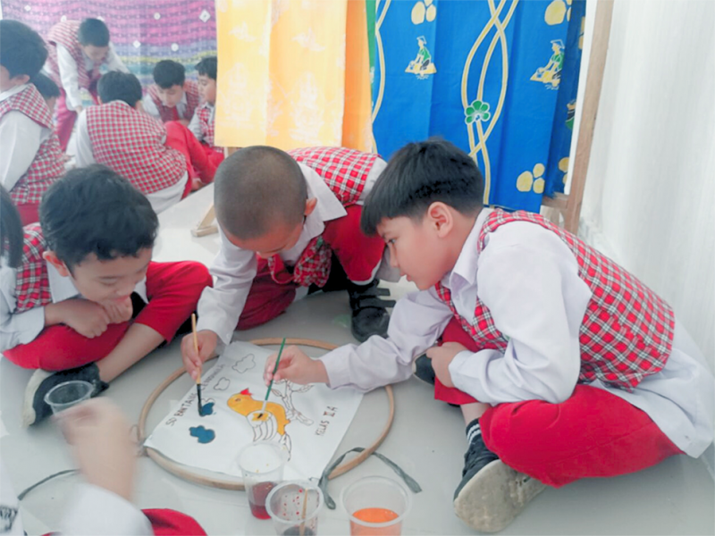 Fieldtrip Ke Dekranasda, Murid Level Tiga Belajar Membatik