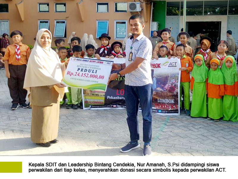 Siswa-siswi SDIT dan Leadership Bintang Cendekia Sumbang 24.1 Juta untuk Korban Gempa Lombok