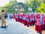 Murid Sekolah Islam Bintang Cendekia Antusias Ikuti MPLS