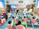 Bintang Cendekia Gelar English Native Day